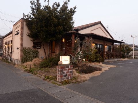 5月24日(日) 17:00～太田ラ・テラス・クレオール、女性満員、予約40名