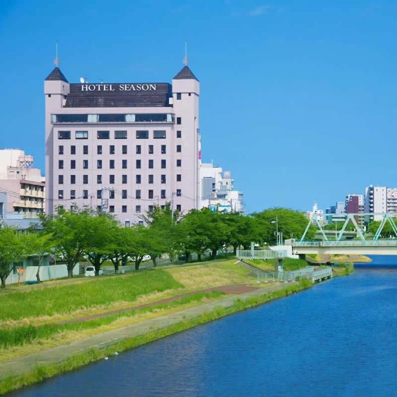 8月15日(土) 19:30～水戸ホテル シーズン、女性満員、予約35名突破